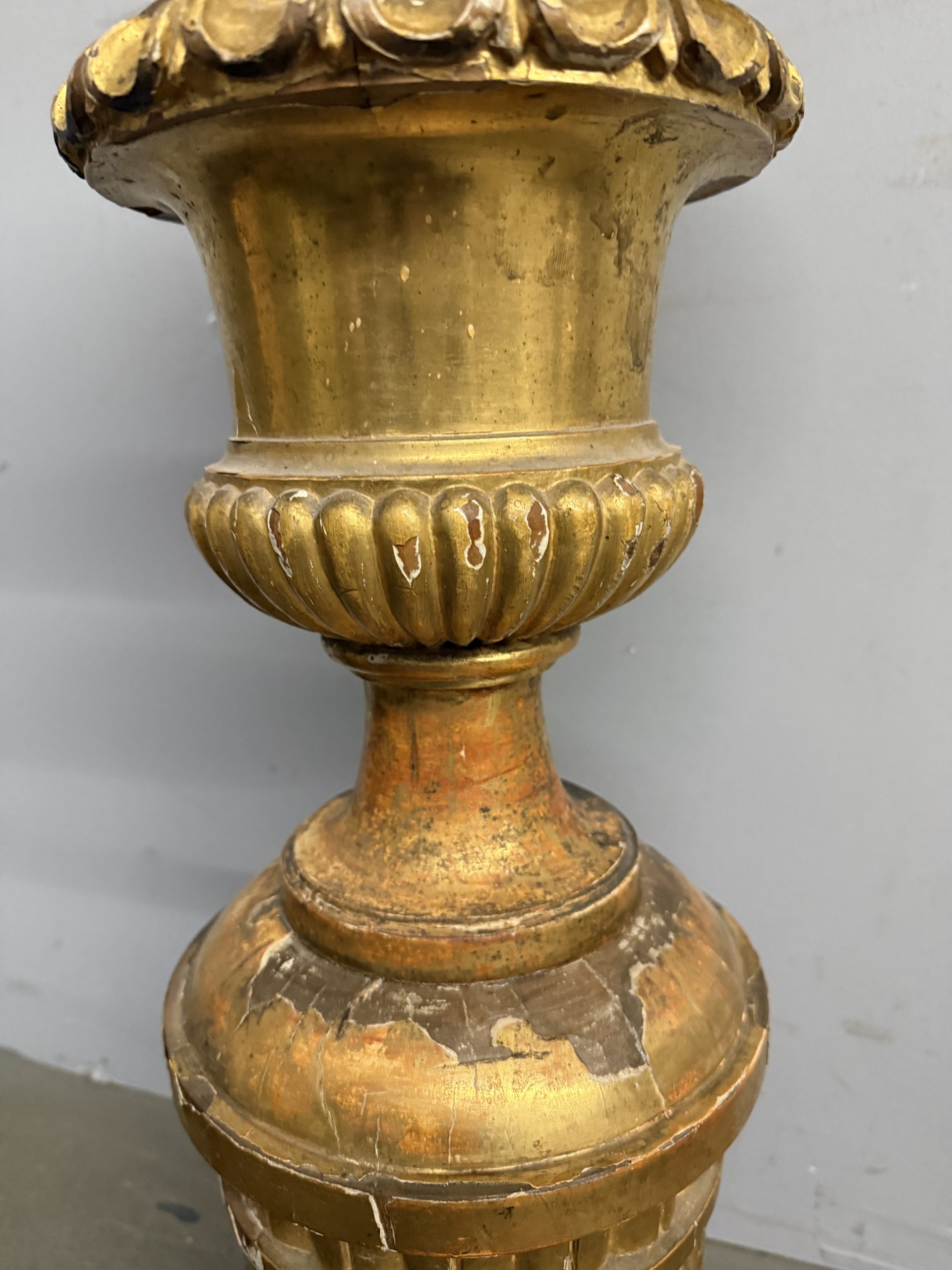Antica base colonna dorata foglia oro impero '800, 80x37x31cm - immagine 5