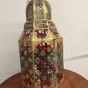 Alternative view of Lanterna vintage in ottone e vetri dipinti XX sec, Marocco, 94x40cm