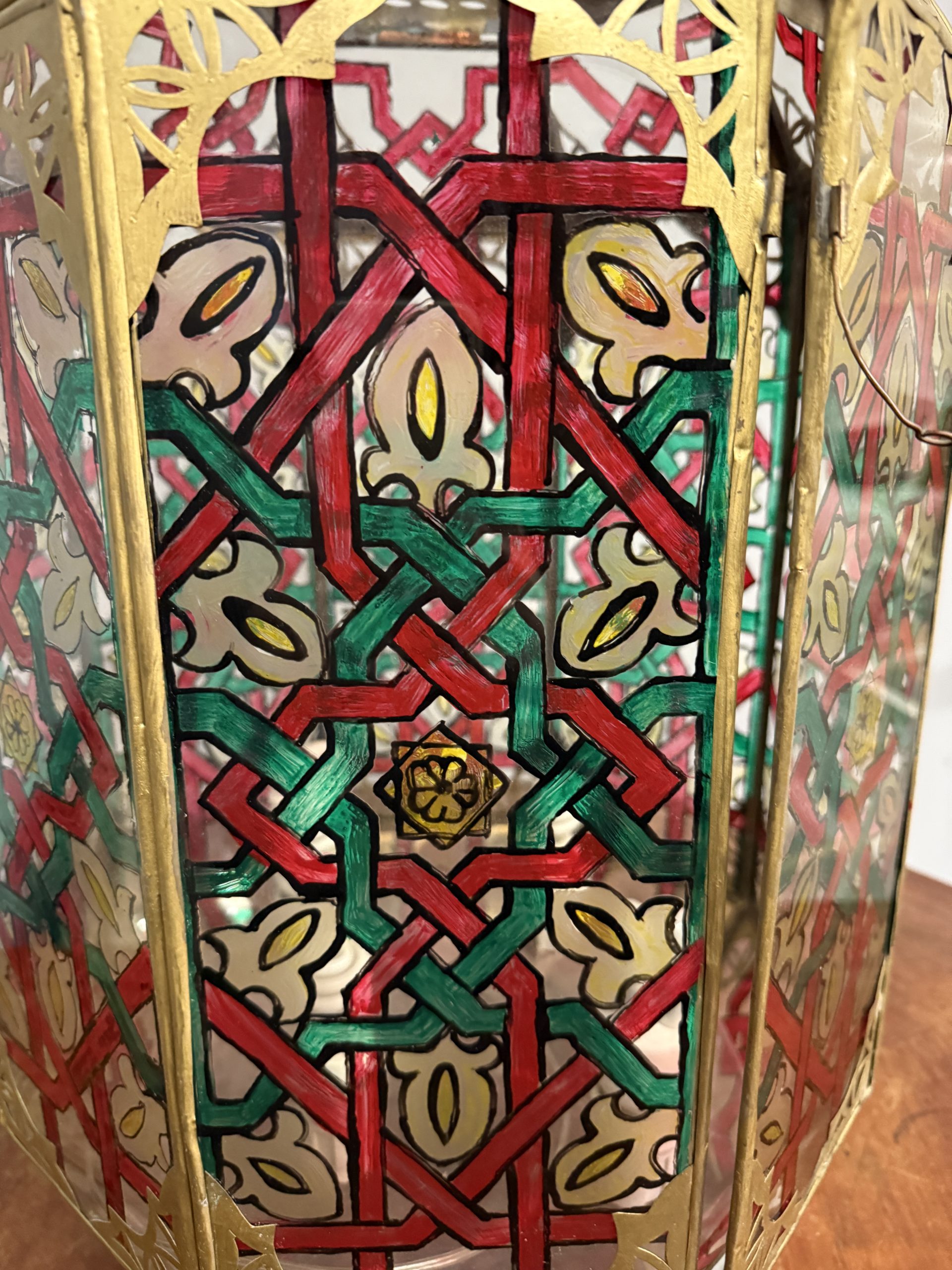 Lanterna vintage in ottone e vetri dipinti XX sec, Marocco, 94x40cm - immagine 4