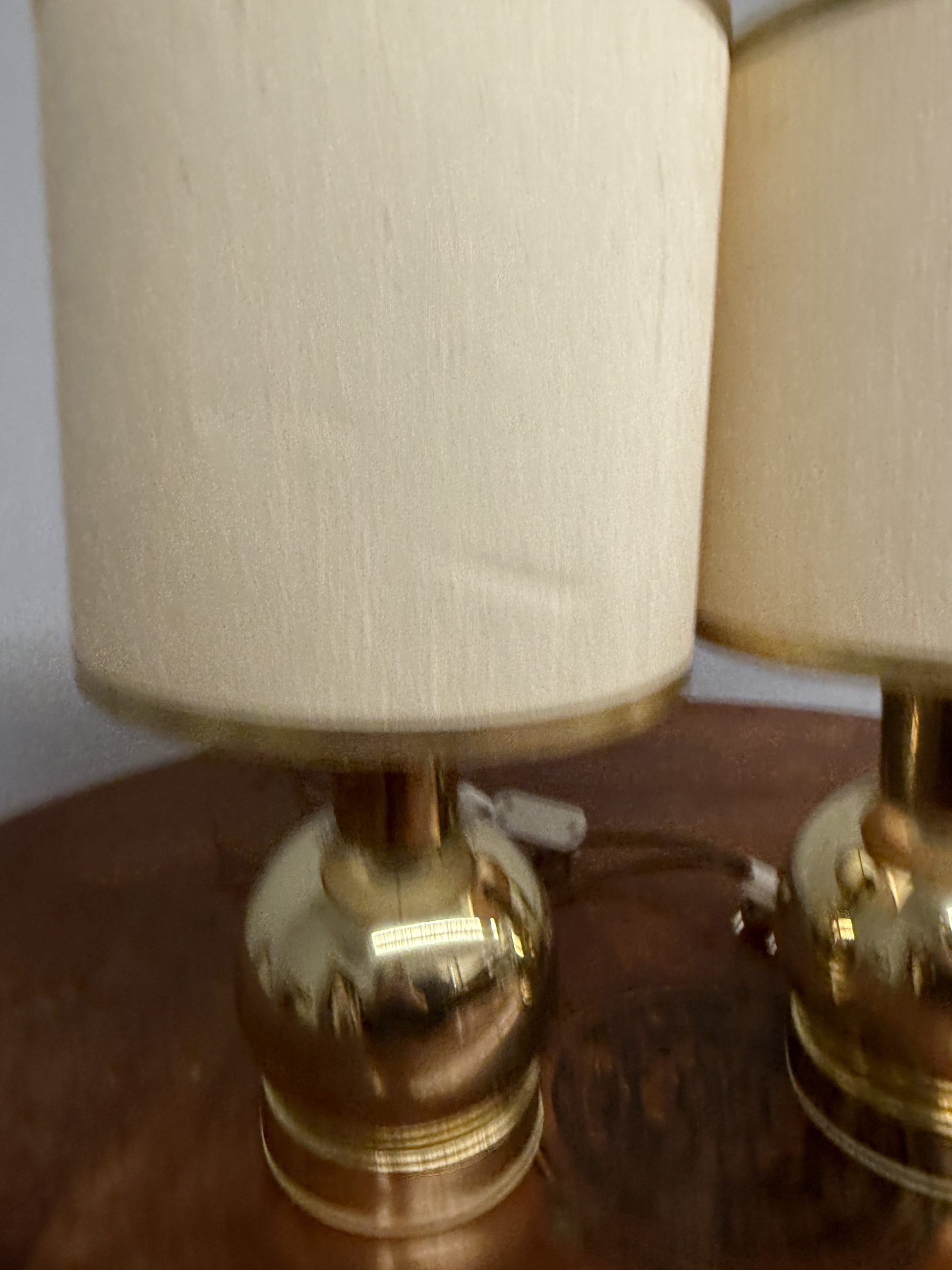 Coppia di lumi abat jour anni '70 modernariato Italia ottone dorato 38x20cm - immagine 4