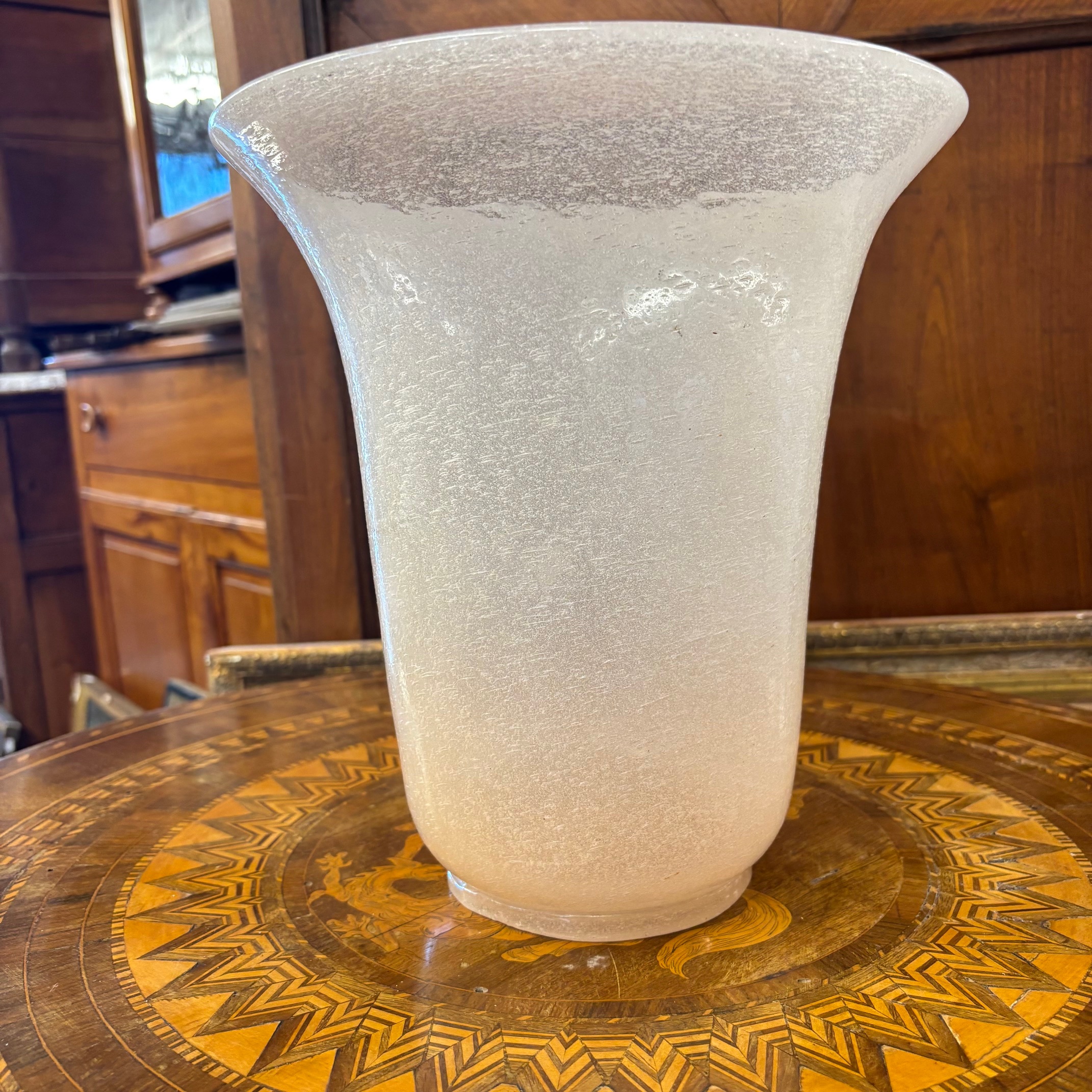 Antico grande vaso vetro Murano anni 30 art decò, rosa Pulegoso a bollicine . H cm 28 diametro cm 28 - immagine 2
