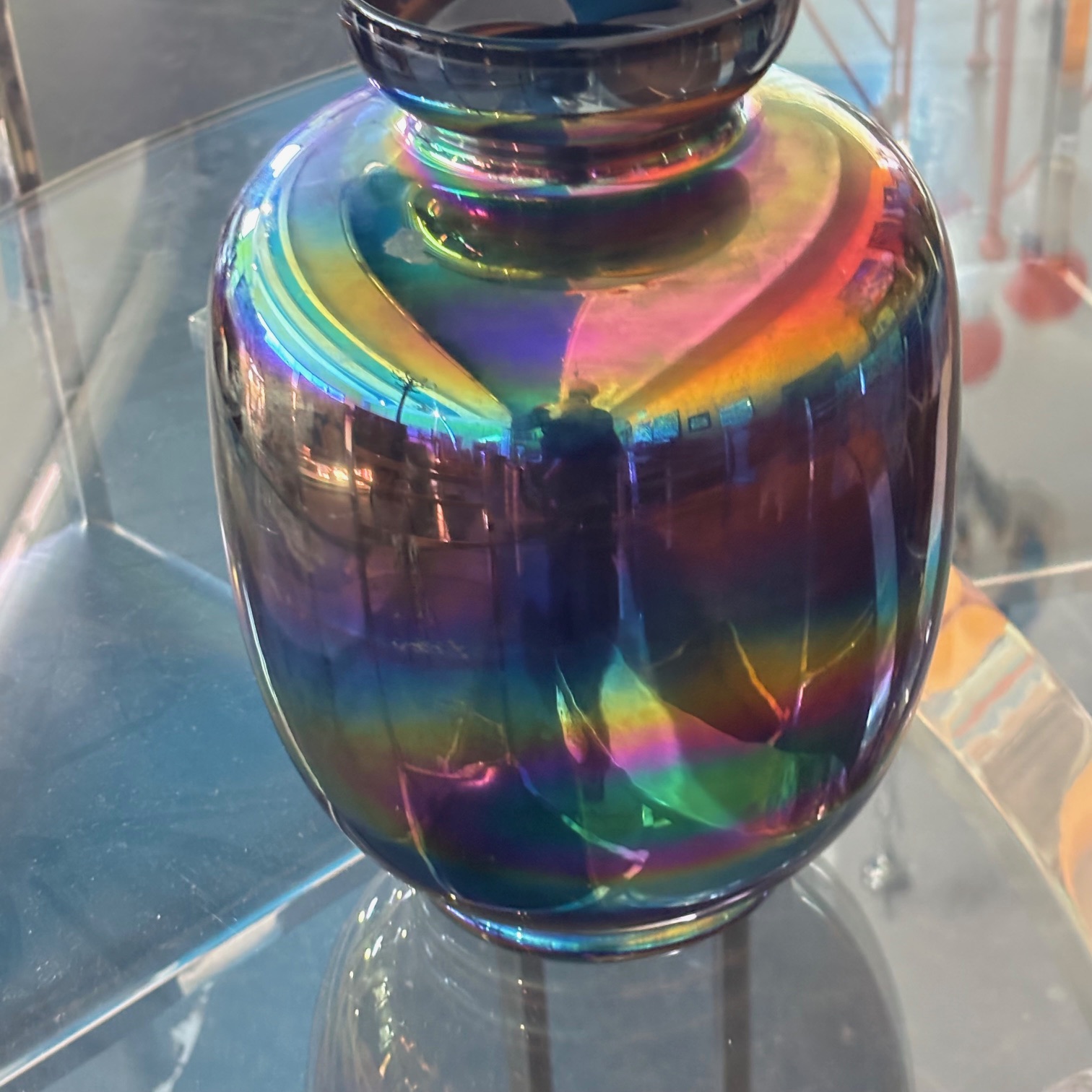 Vaso iridescente in vetro di Murano di Sergio Asti per Venini anni 80 . H cm 32 - immagine 3