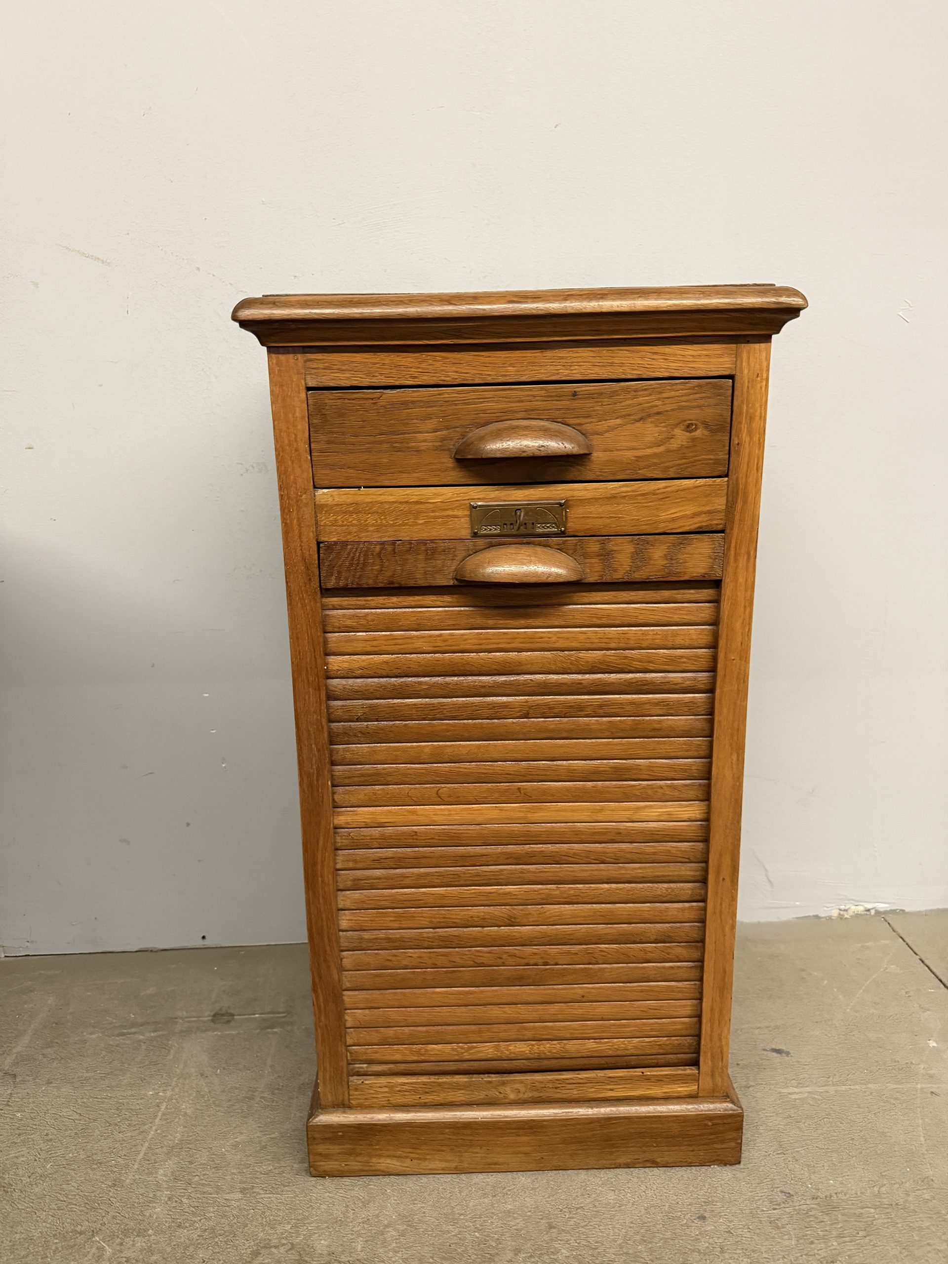 Antica serrandina a colonna mid century in rovere 83x44x35cm