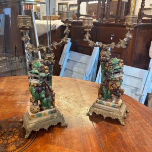 Antichi Candelabri Cani di Fo’ in maiolica e Bronzo epoca XIX se. Francia Mis H 33