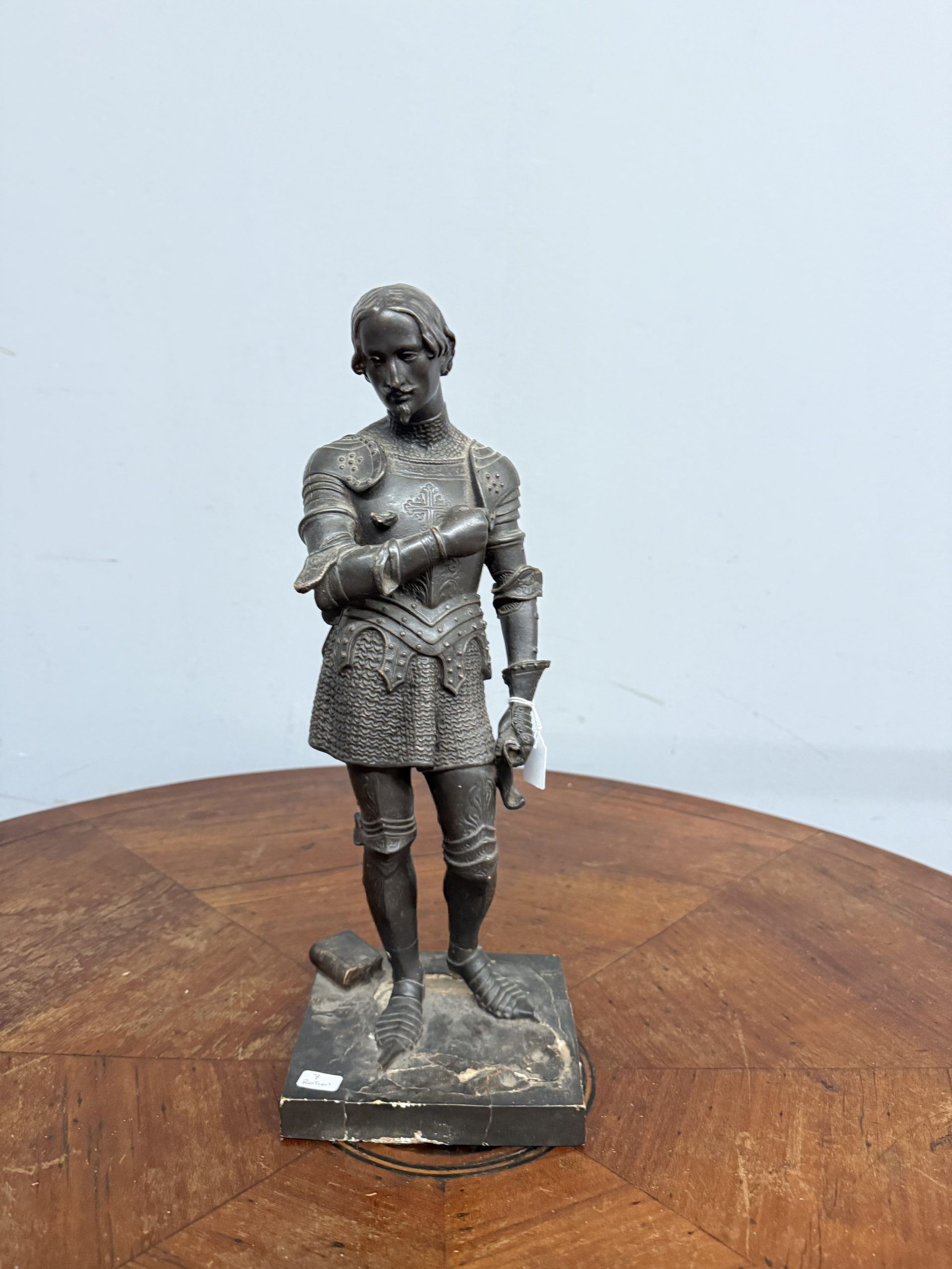 Antica scultura di cavaliere in scaiola, Francia, XIX sec, 41x14x14cm