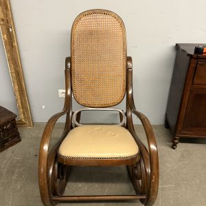 Poltrona a dondolo Salotto e Liberali anni '30, Napoli, marchiato, stile Thonet