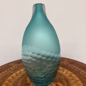 Vaso Rosenthal in vetro verde/azzurro sfaccettato, anni'70, 36x18cm