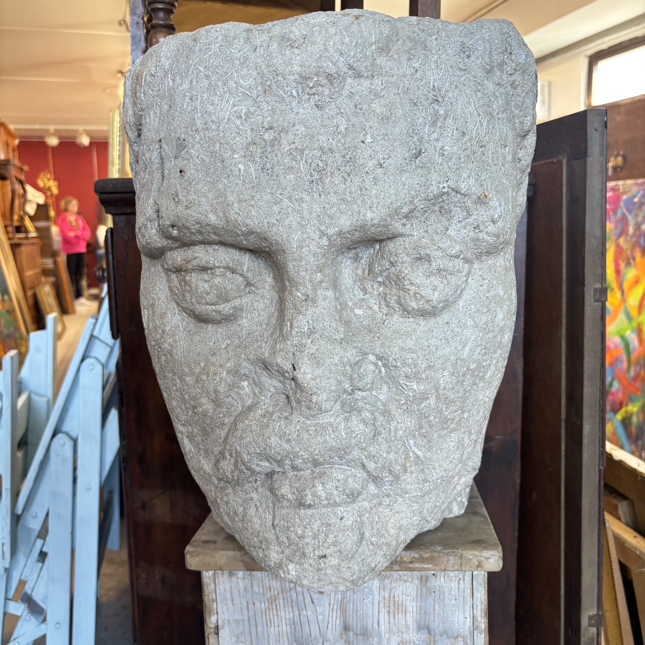 Antica Scultura testa in Pietra Sicilia XVII sec . Mis H cm 40 Prof cm 42 Larg 35