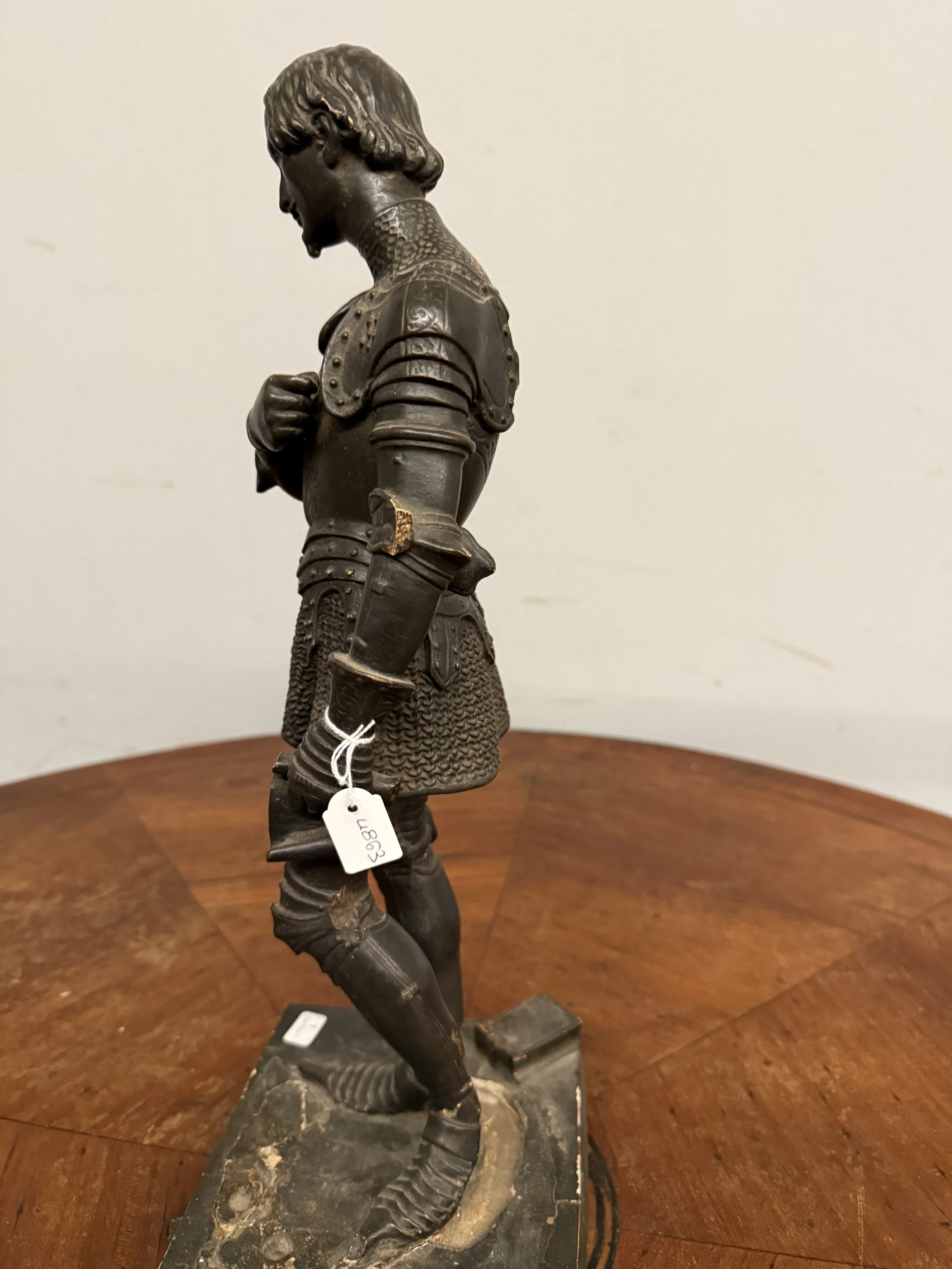 Antica scultura di cavaliere in scaiola, Francia, XIX sec, 41x14x14cm - immagine 12