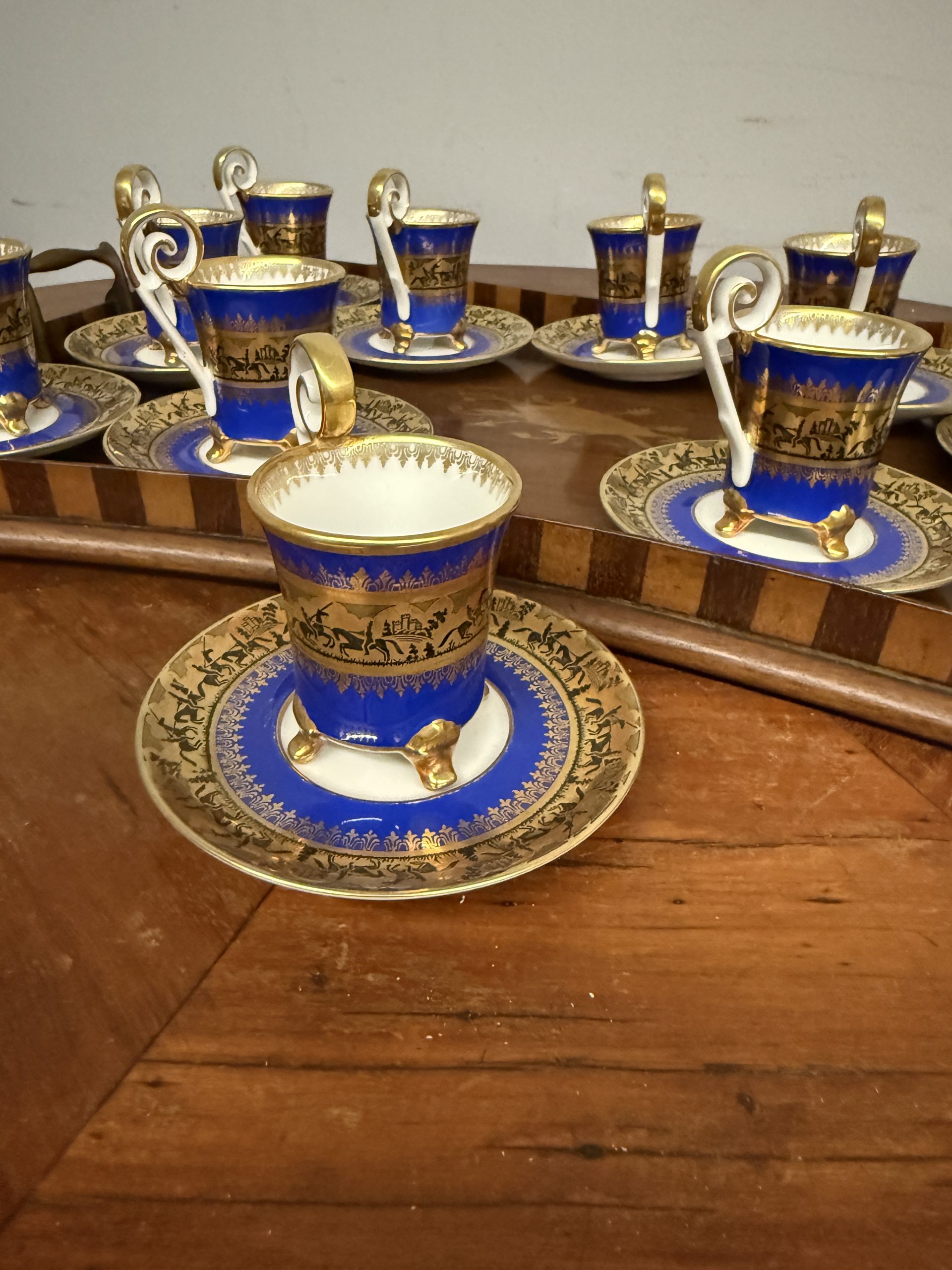 Servizio vecchia Parigi in oro zecchino anni '50 Vieux Paris 12pz con vassoio in legno intarsiato - immagine 7