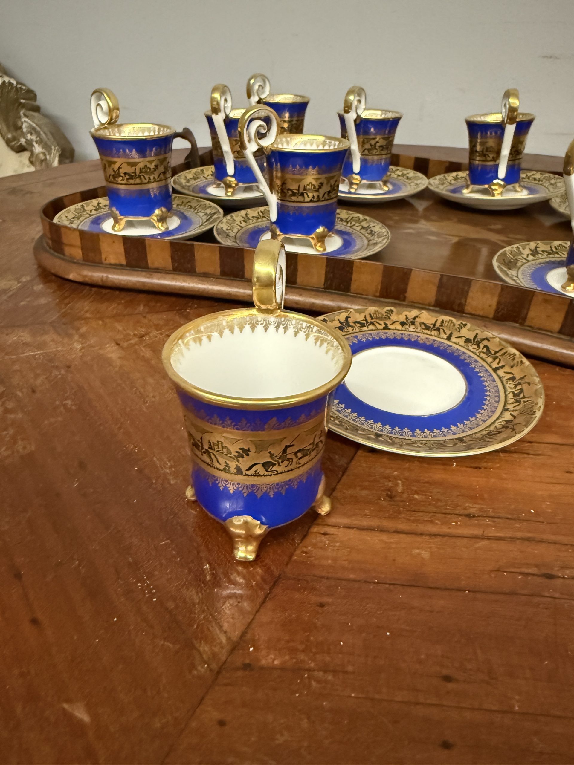 Servizio vecchia Parigi in oro zecchino anni '50 Vieux Paris 12pz con vassoio in legno intarsiato - immagine 8
