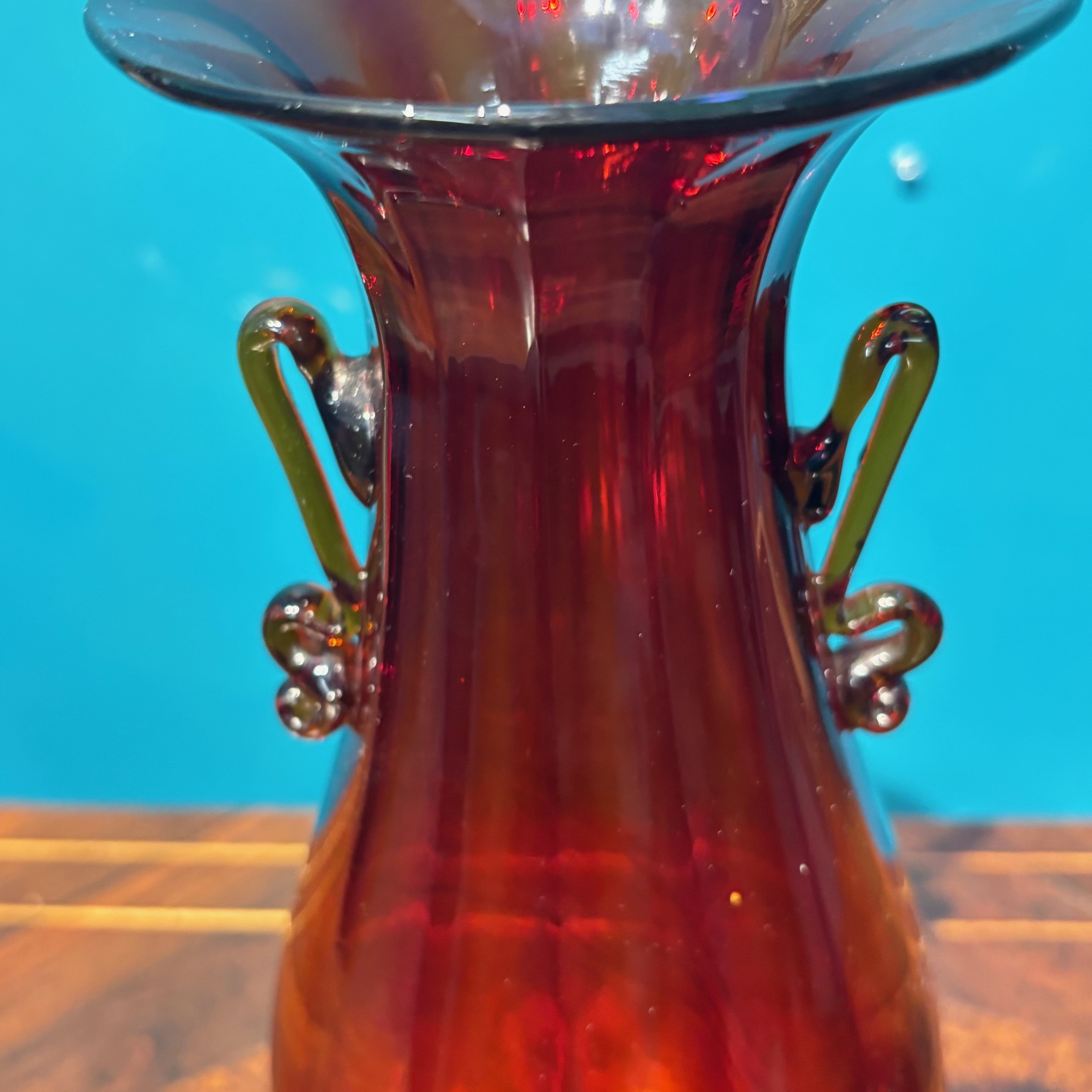 Antico vaso Murano anni 20 Rosso rubino, manifattura Vittorio Zecchin per Cappellin . H 32 - immagine 3