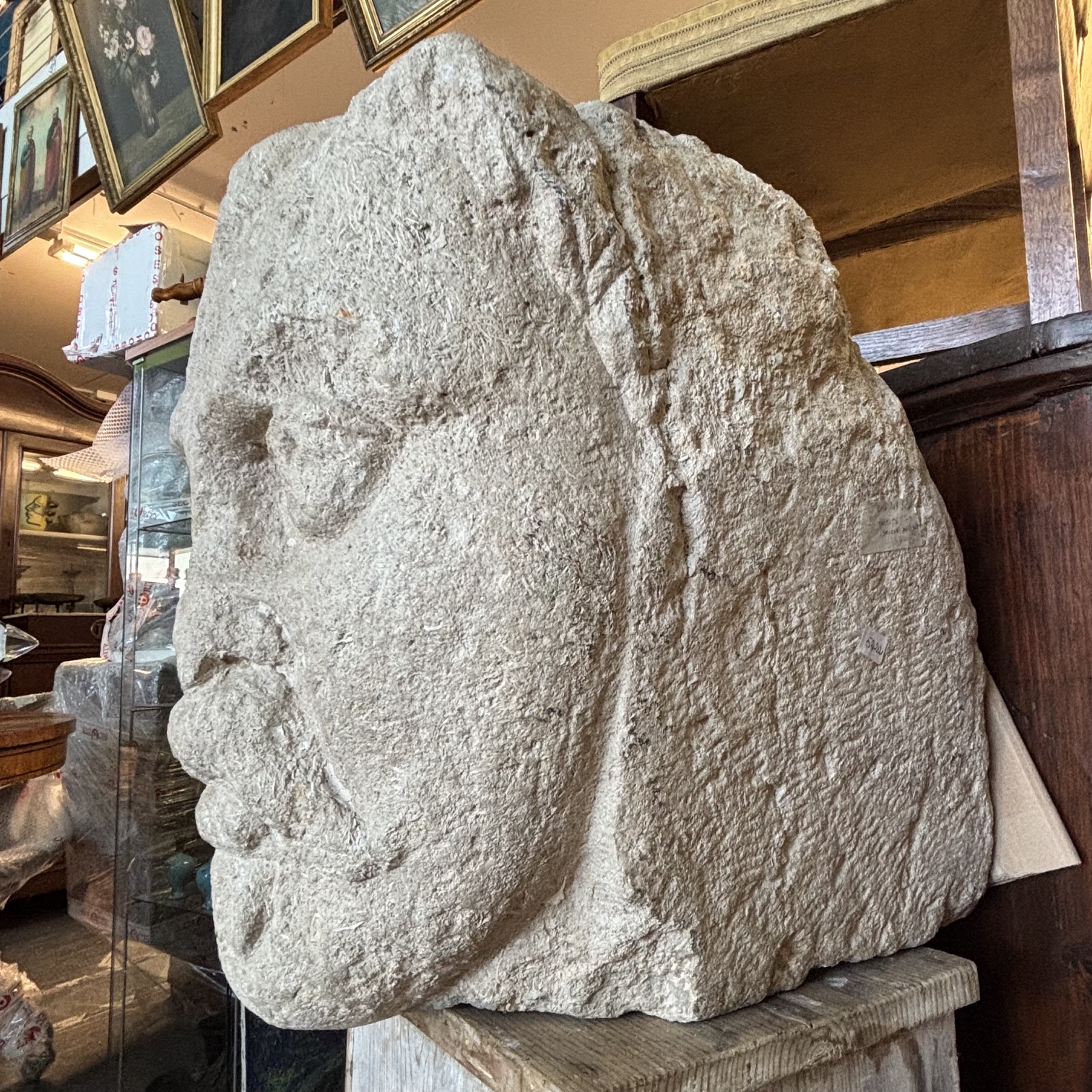 Antica Scultura testa in Pietra Sicilia XVII sec . Mis H cm 40 Prof cm 42 Larg 35 - immagine 7