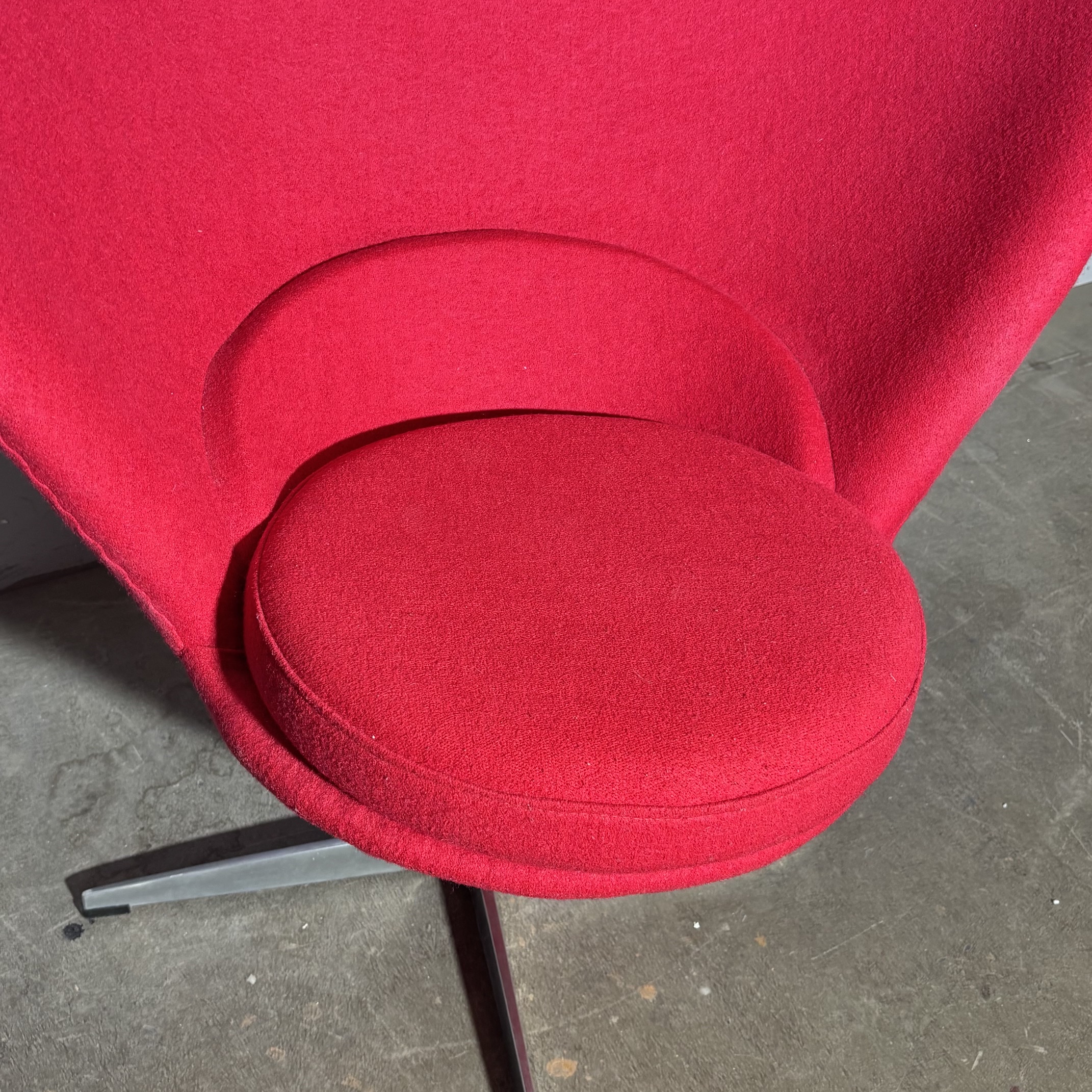 Verner Panton poltrona mod Heart Cone rossa anni 1970 . Icona del design. - immagine 4