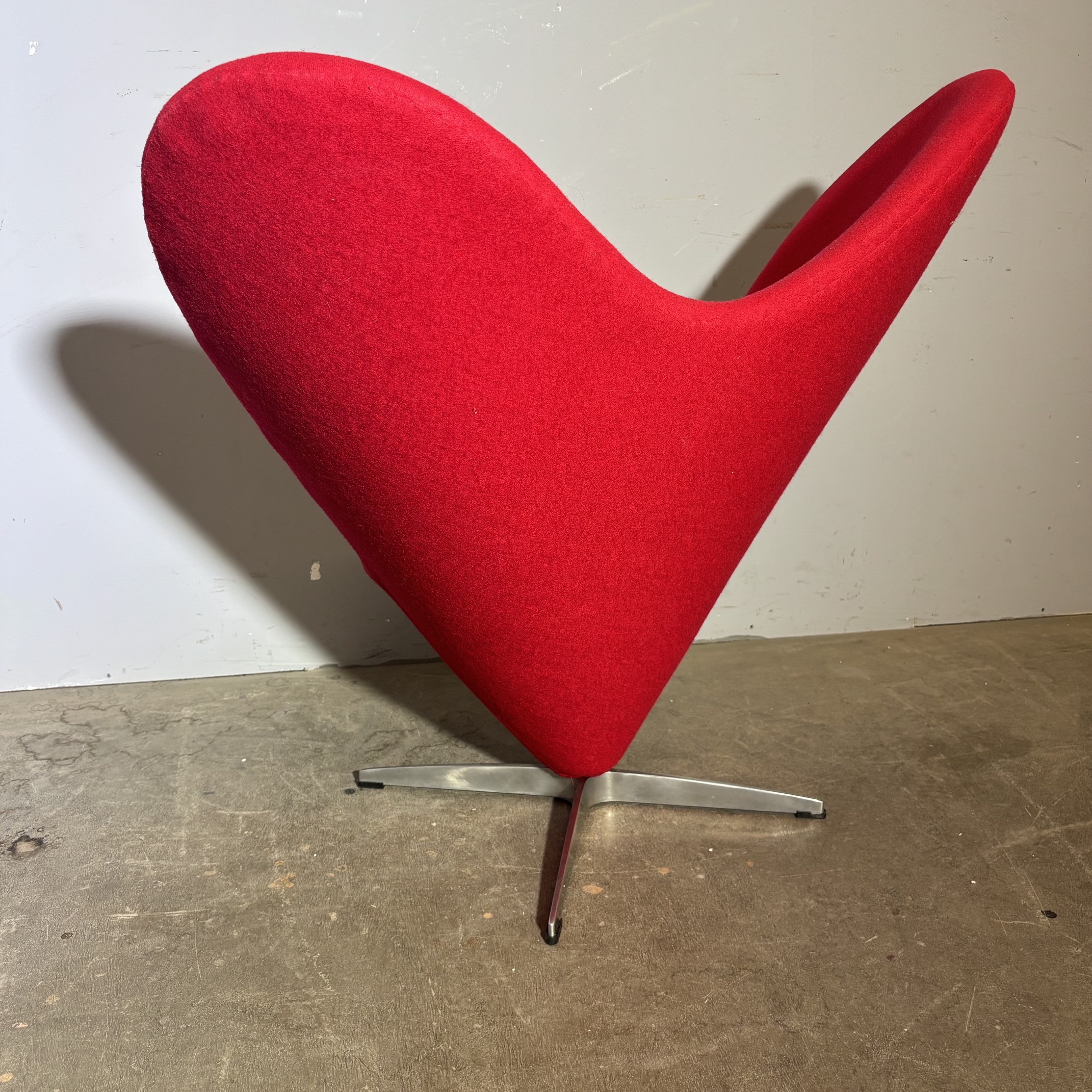 Verner Panton poltrona mod Heart Cone rossa anni 1970 . Icona del design. - immagine 6