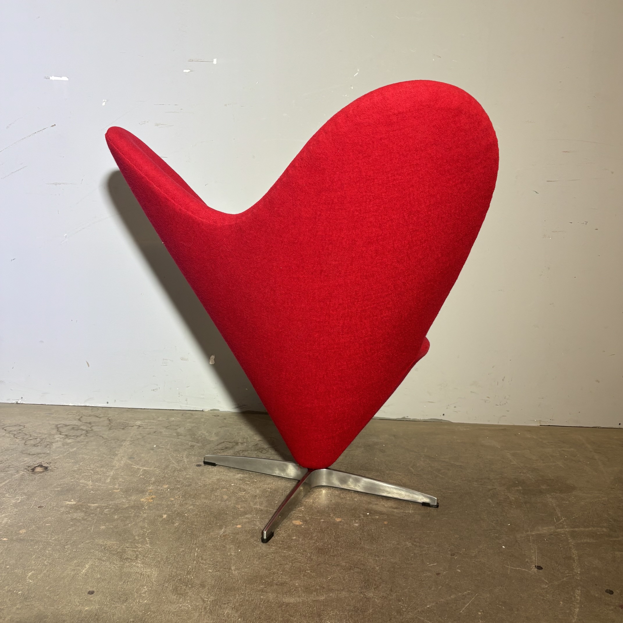 Verner Panton poltrona mod Heart Cone rossa anni 1970 . Icona del design. - immagine 7