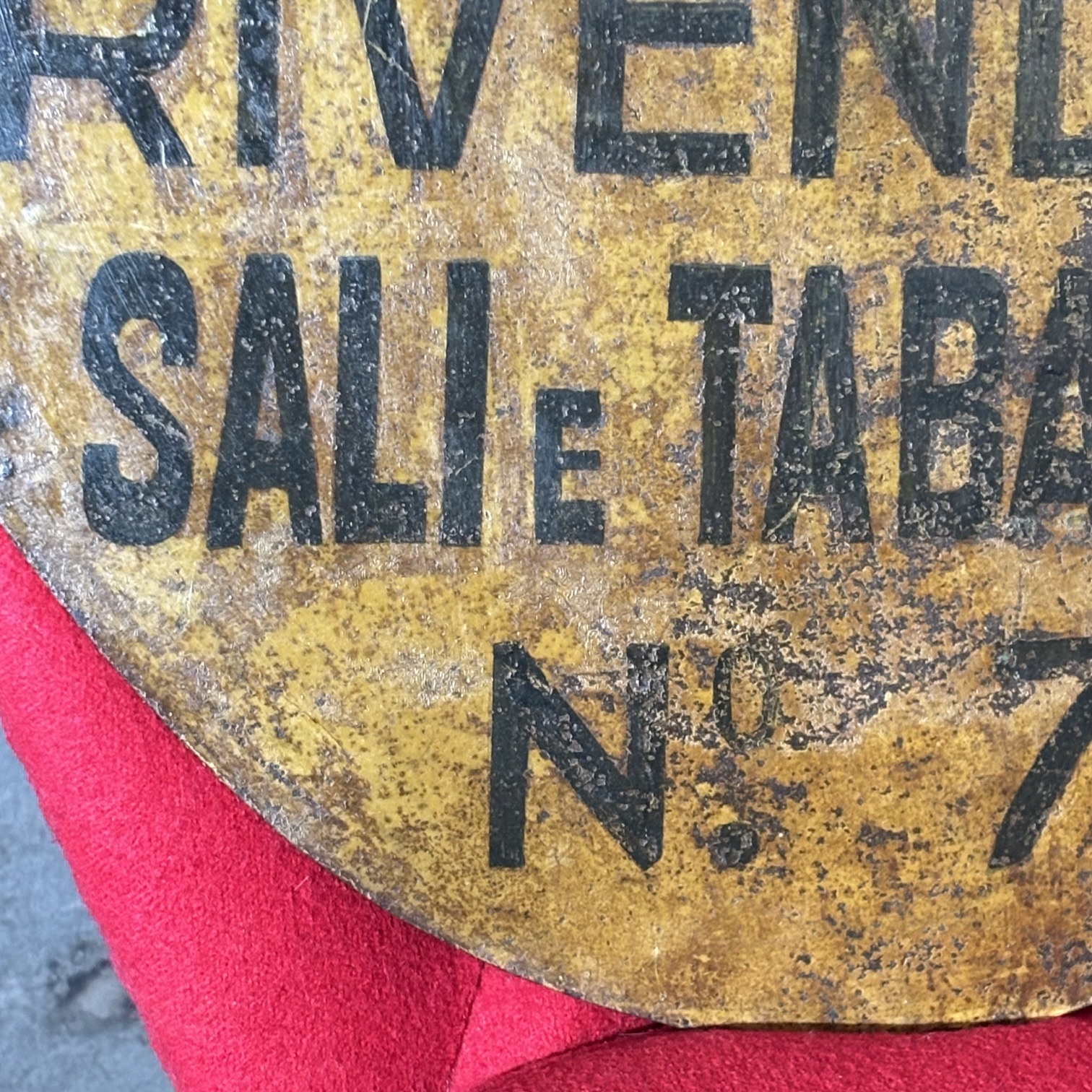Antica insegna bifacciale in metallo Sali e Tabacchi XIX secolo . Mis 62 x 52 - immagine 6