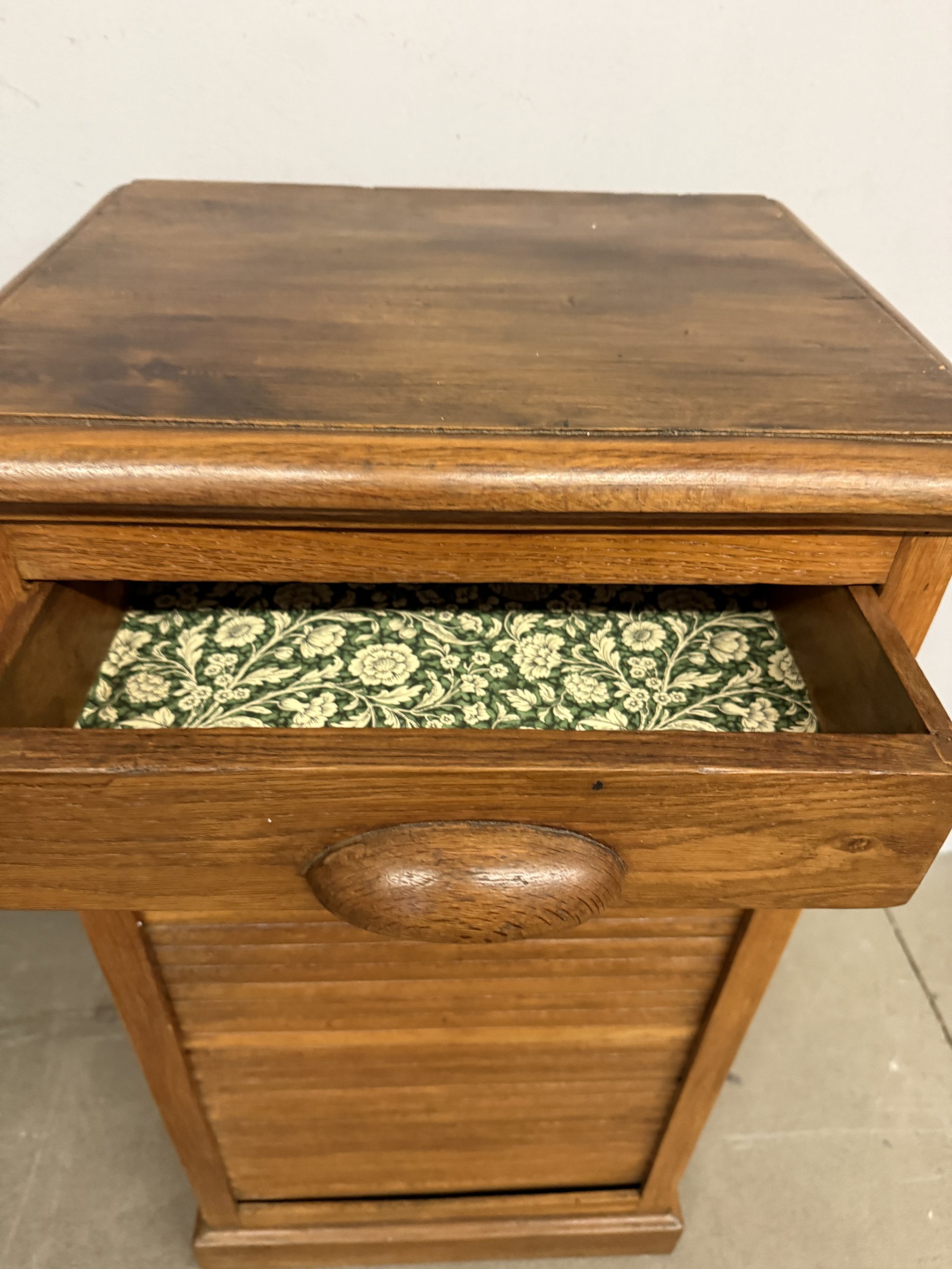 Antica serrandina a colonna mid century in rovere 83x44x35cm - immagine 6