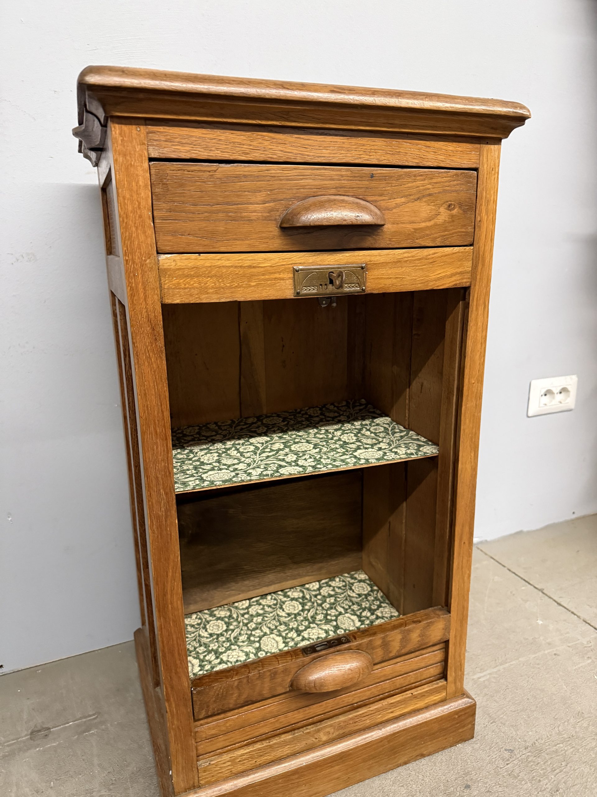 Antica serrandina a colonna mid century in rovere 83x44x35cm - immagine 8