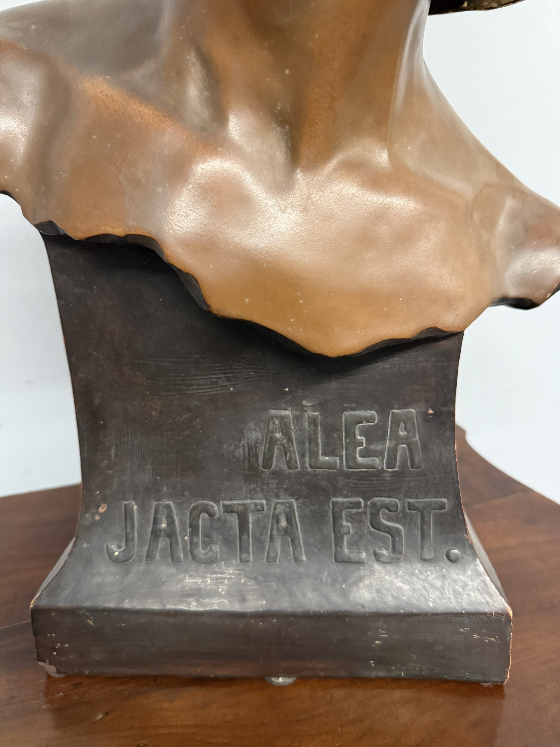 Antico busto in terracotta gladiatore romano 1920, 86x34x24cm - immagine 5