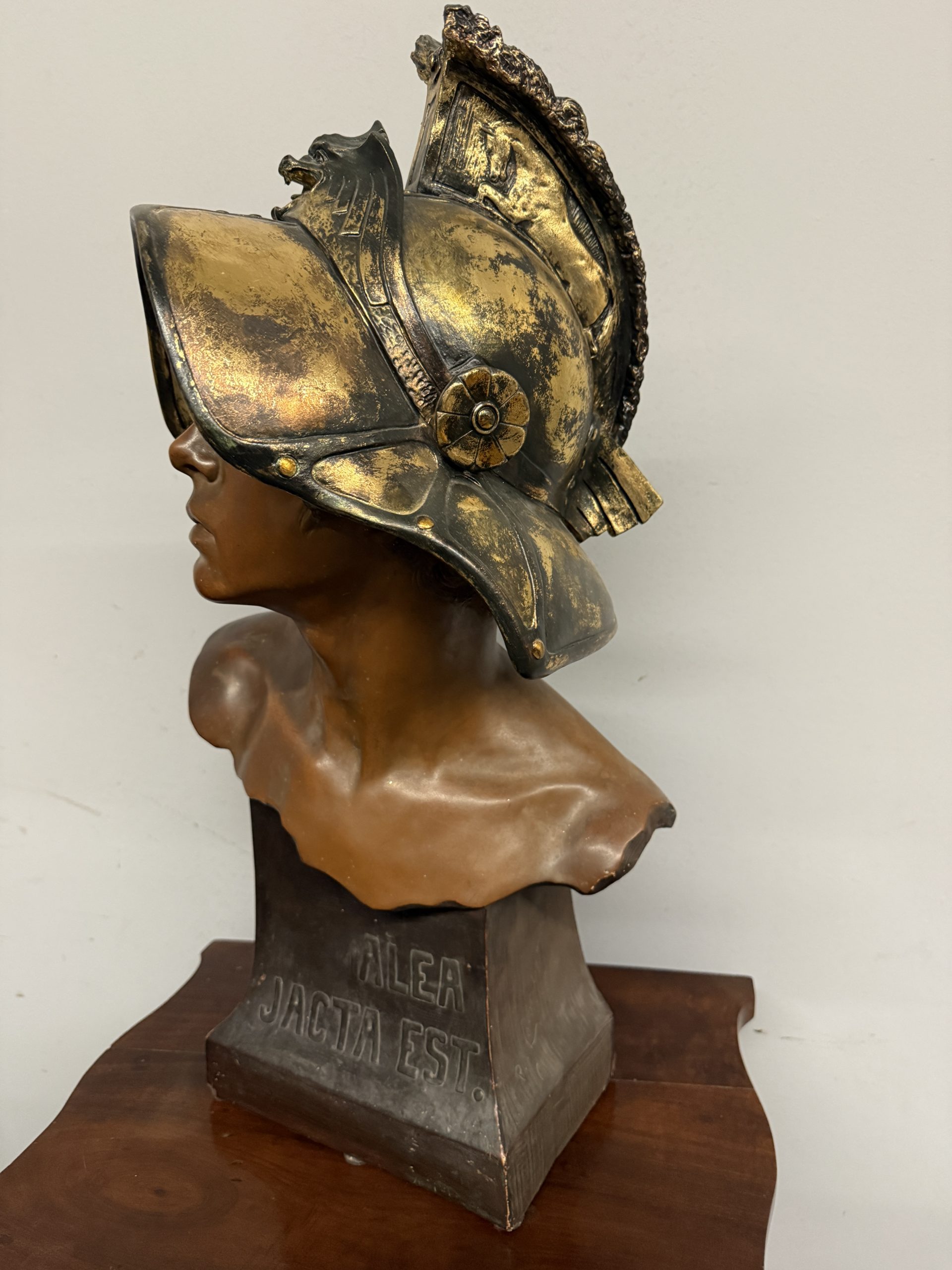 Antico busto in terracotta gladiatore romano 1920, 86x34x24cm - immagine 7