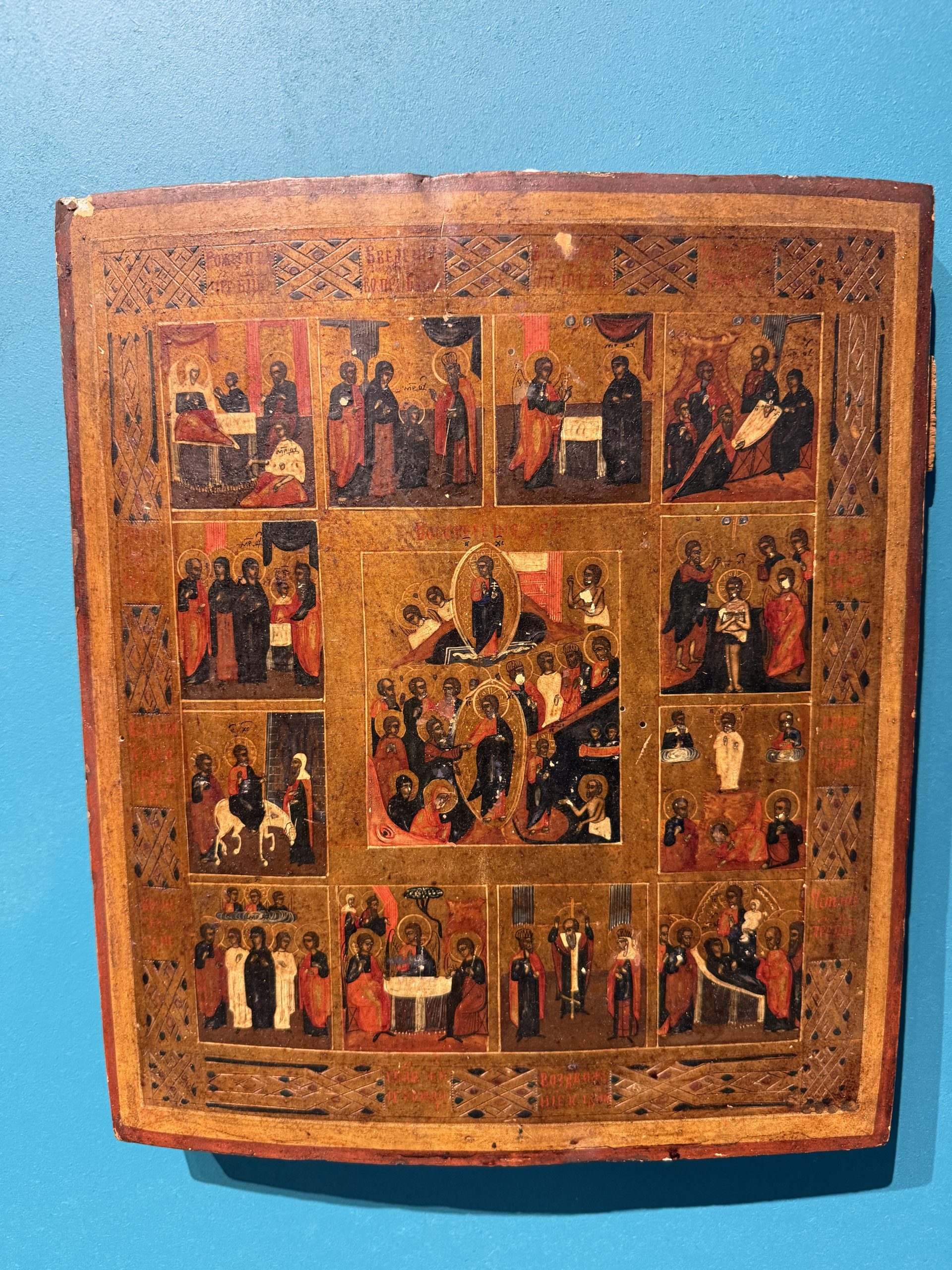 Antica Icona russa su tavola, raffigurante le Dodici Grandi Feste, Russia, XIX sec, 36x31cm