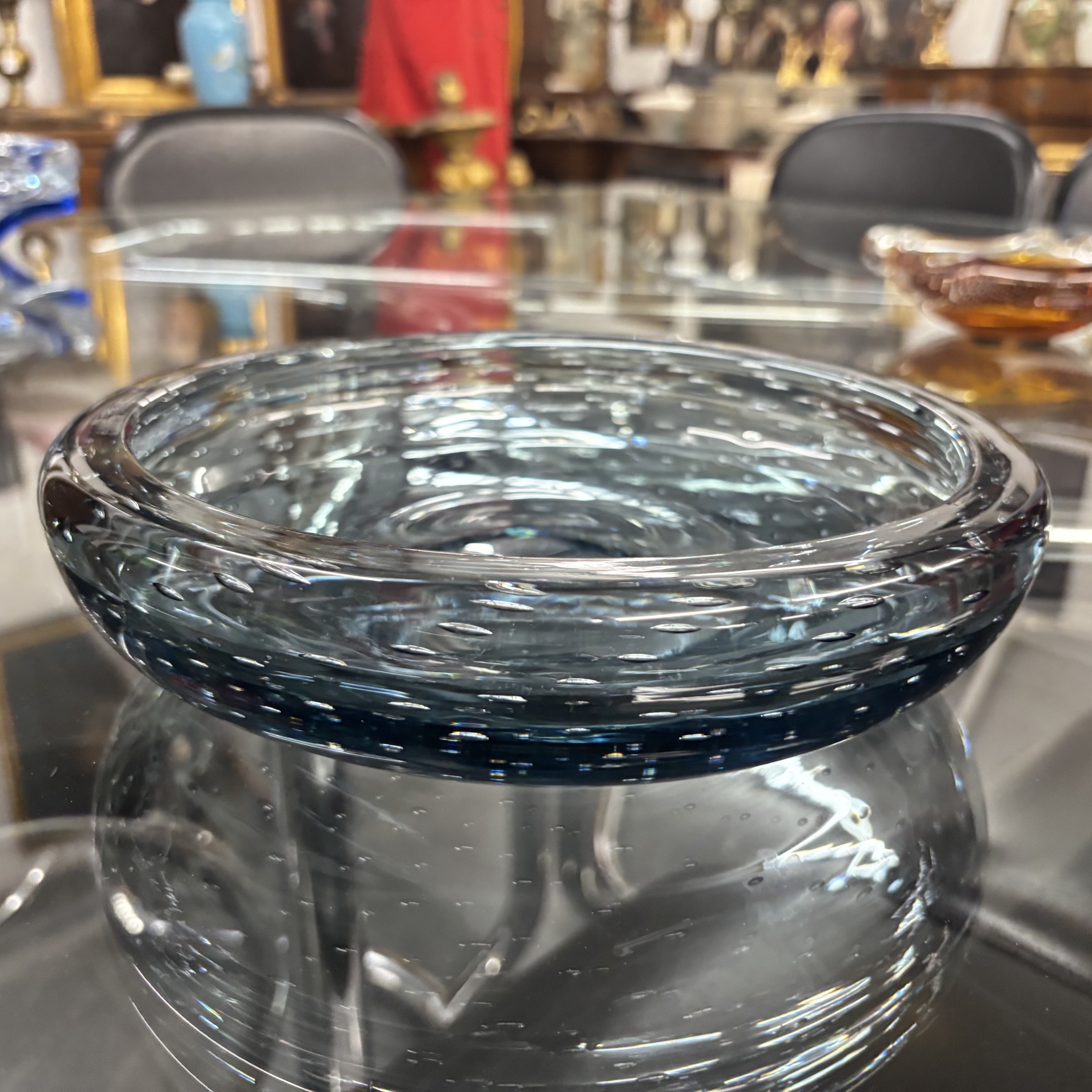 Centrotavola svuota tasche anni 60 Vetro Murano con bolle . nero fumè mis diametro 24 - immagine 3