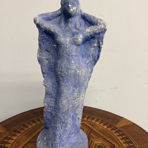 Alternative view of Scultura in gesso anni '50, mid century, Venere viola, 52x23cm