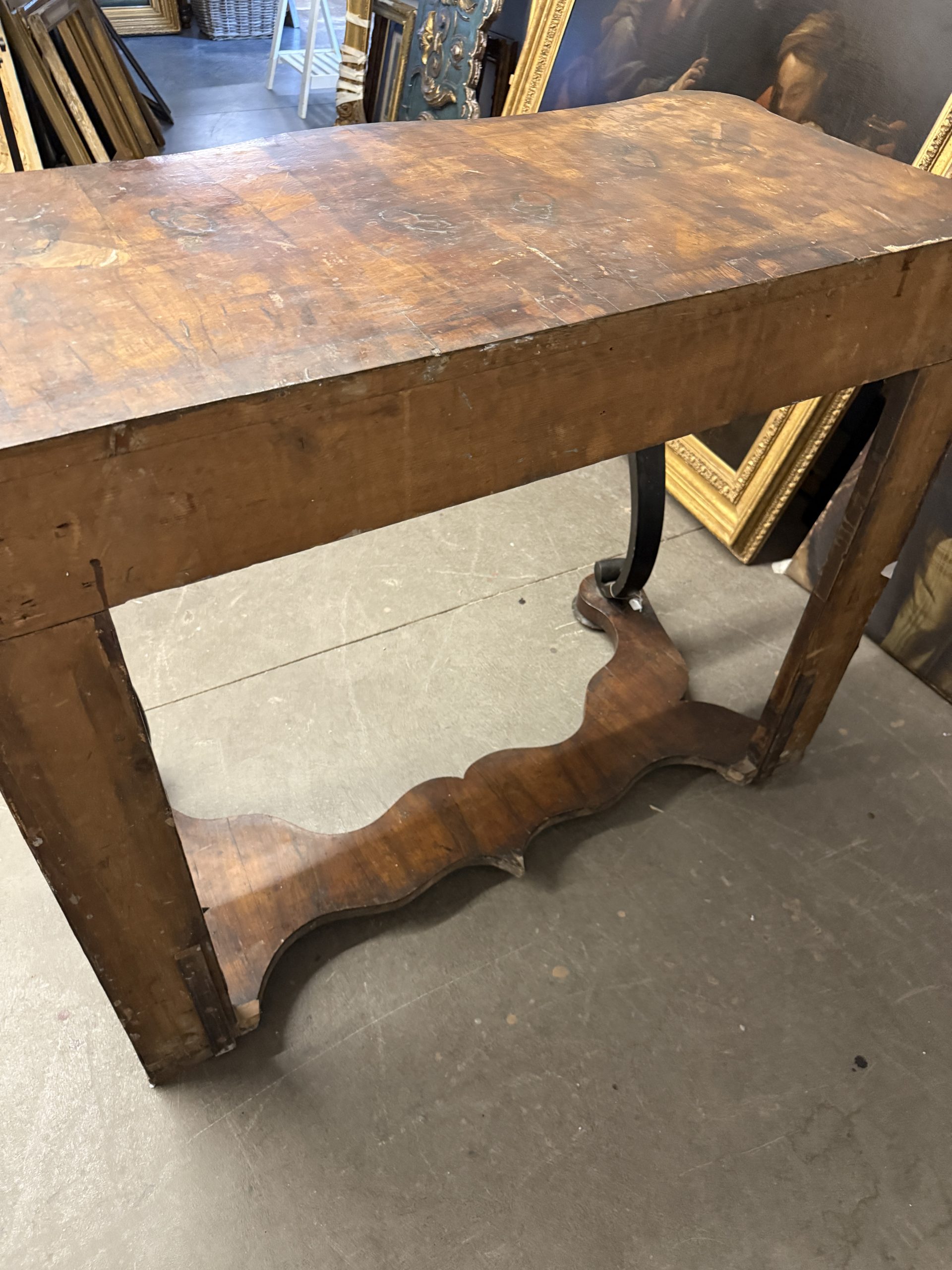 Antica console '800 in noce, 95x118x61cm in noce massello e parti in lastronatura, richiede intervento di restauro. - immagine 13