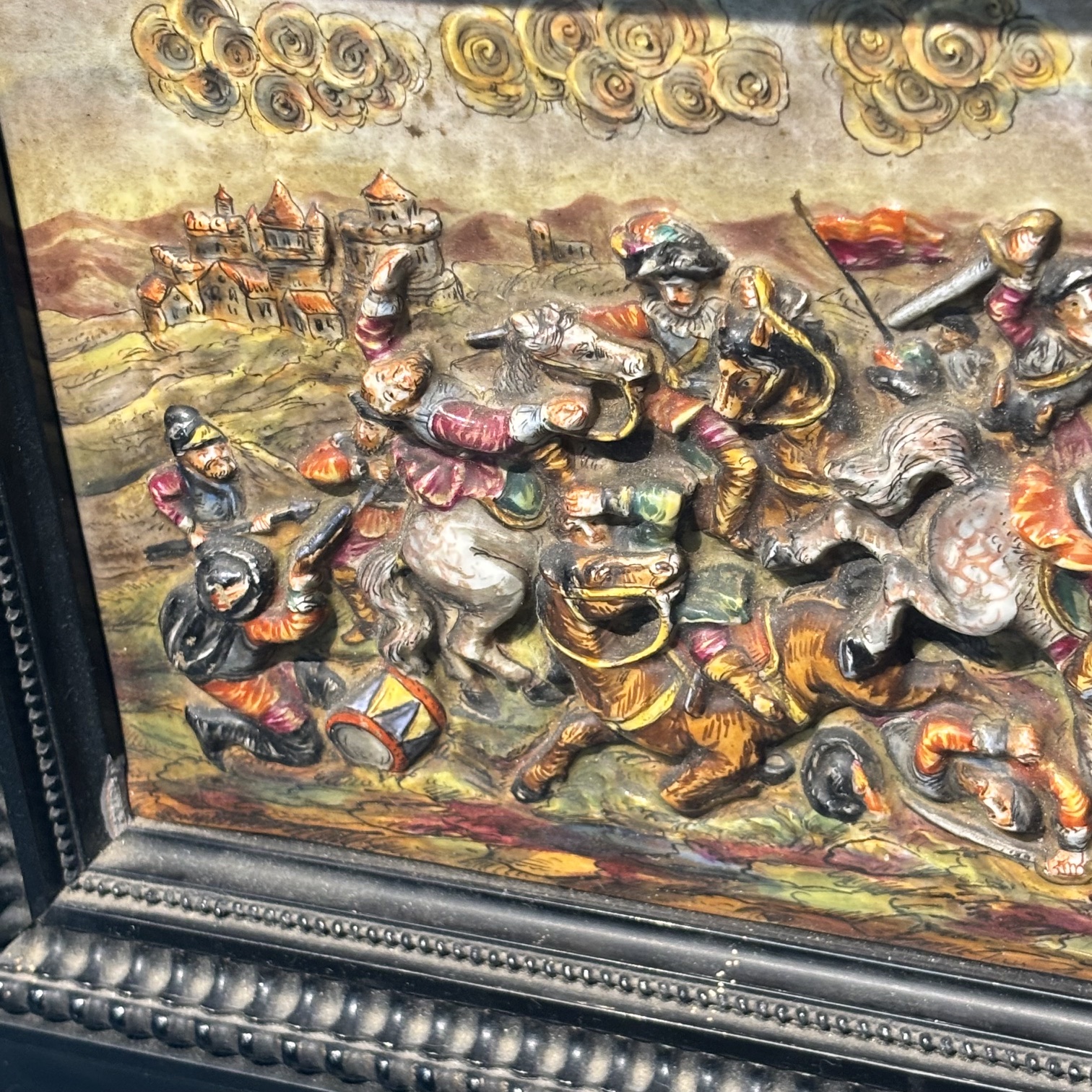 Antica placca in ceramica di Capodimonte -Napoli XIX sec . raffigurante “ La guerra dei trent’ anni “mis 27, 50 x 17 . - immagine 4