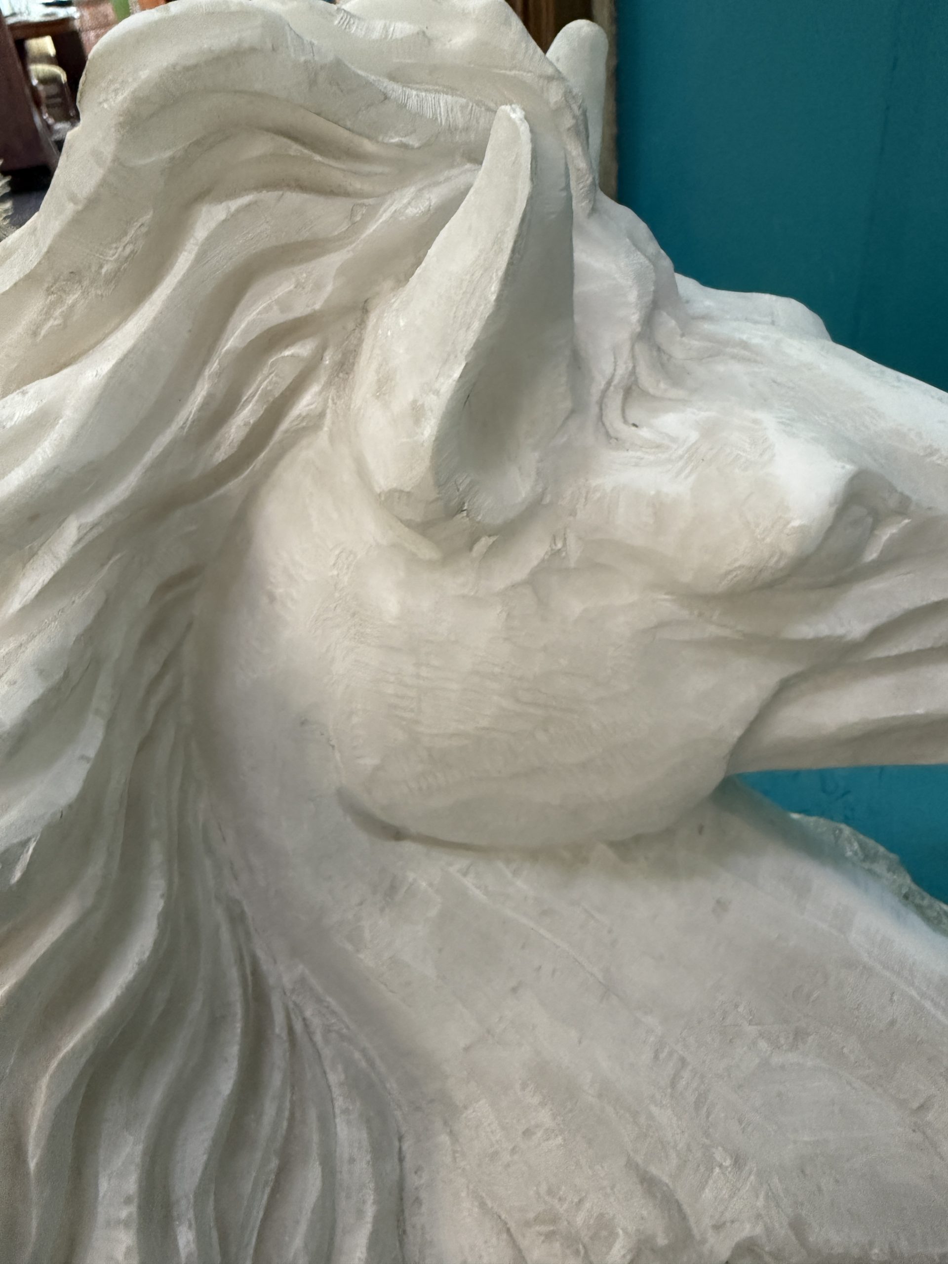 Scultura testa di cavallo in alabastro XX sec, 33x32cm - immagine 14