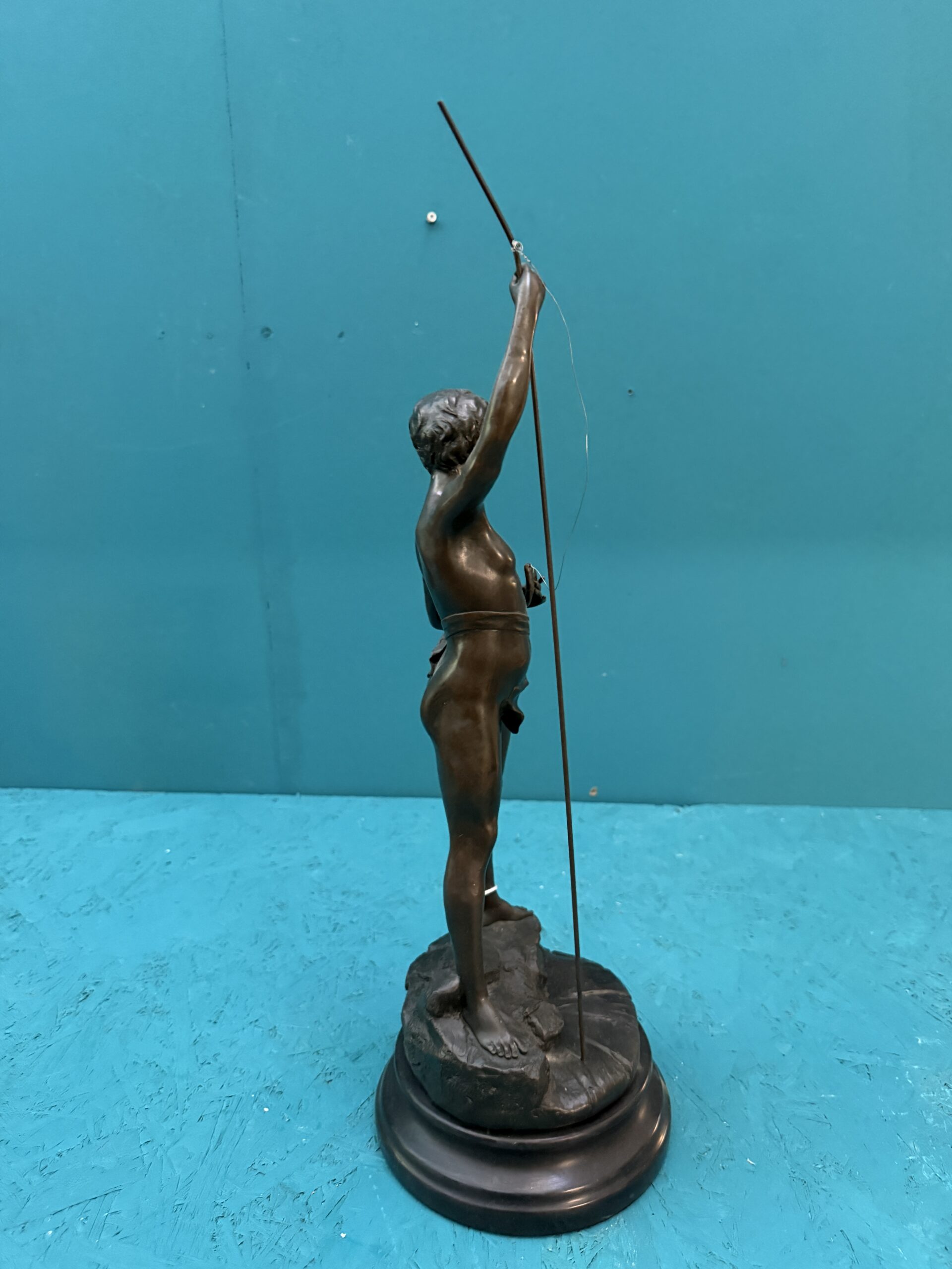 Auguste Moreau, Pescatore, antica scultura in bronzo con base in marmo, XIX sec, 55x20cm - immagine 10