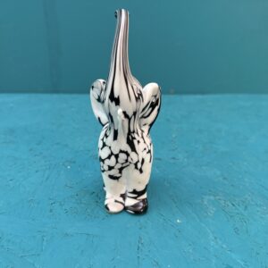 Alternative view of Archimede Seguso Murano Black White Italy Art Glass Sculpture Elephant Figurine, anni '60, 16x13cm