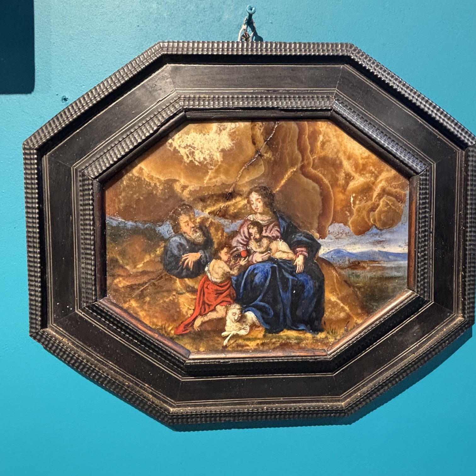 Antico dipinto ottogonale olio su Onice XVII sec . Sacra famiglia con S. Giovanino .Mis 33 x cm 28 - immagine 8