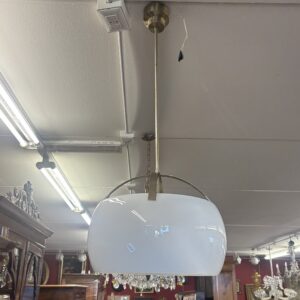 Lampadario Omega di Vico Magistretti prod Artemide 1960 .Vetro e metallo. Icona del design
