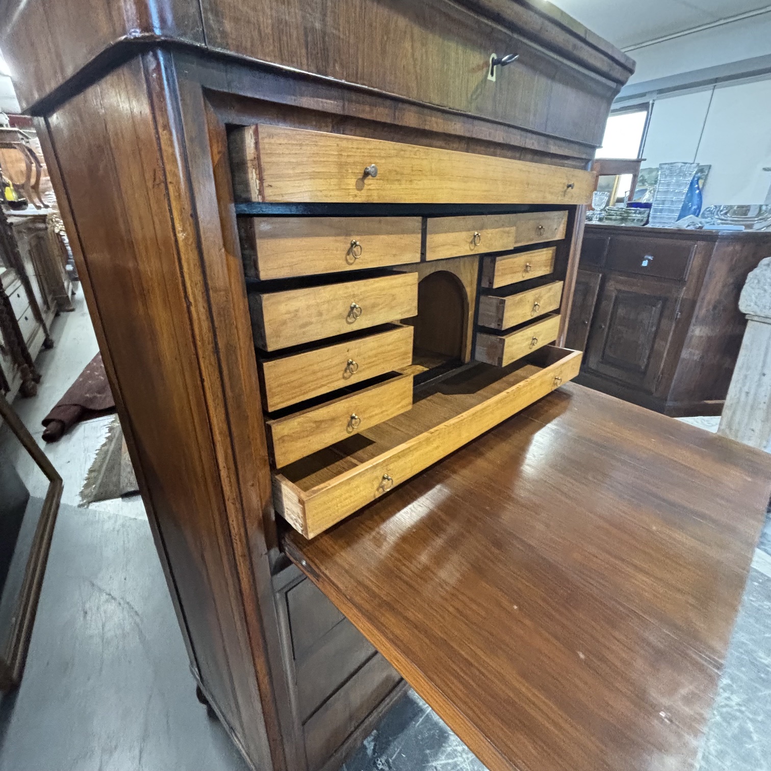 Antico splendido secretaire ribalta 1830 Carlo X Emilia noce e ciliegio. Restaurato. Mis H148 L 104 prof 48 - immagine 11