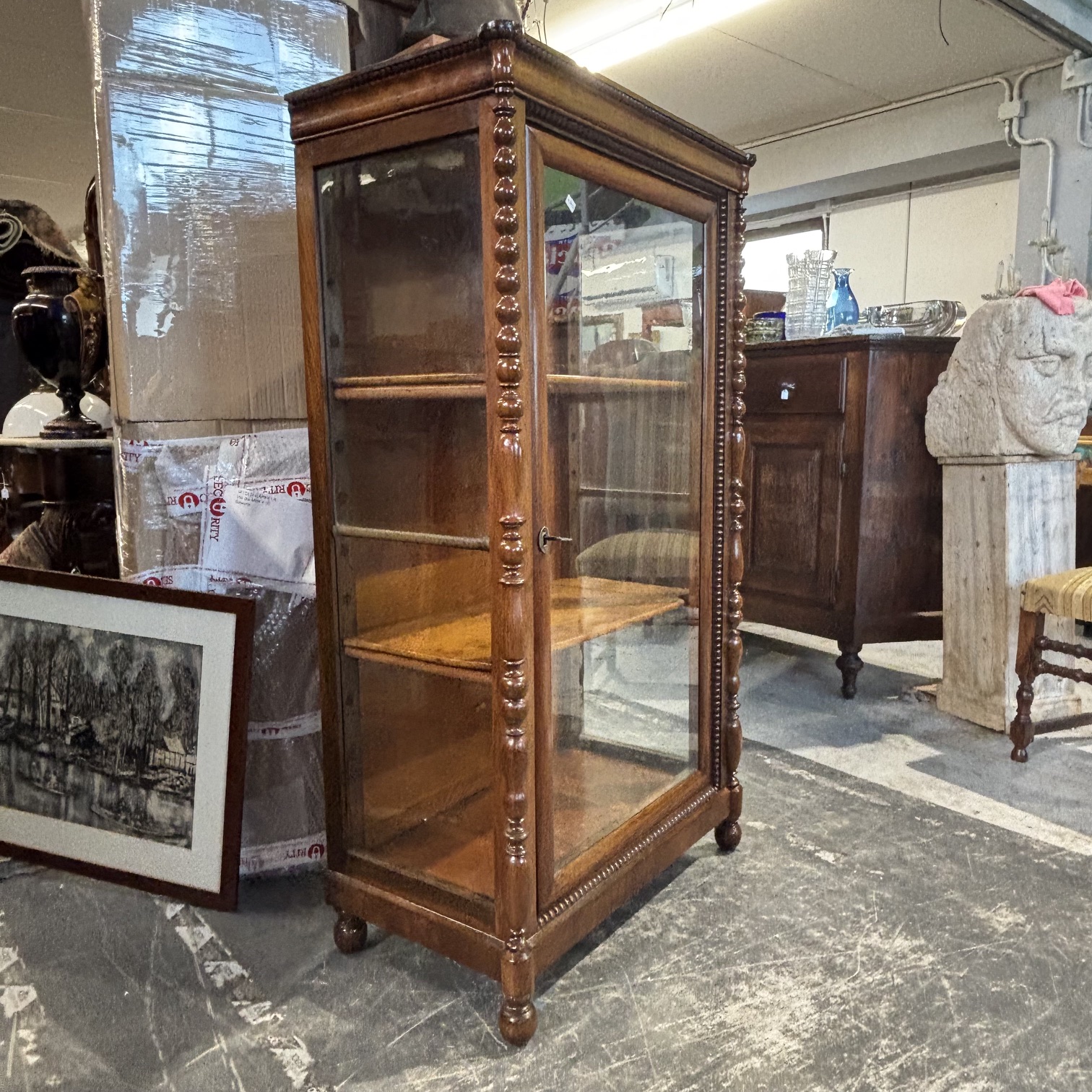 Antica piccola vetrina Libreria Carlo X 1820 in noce massello restaurata. Mis H cm 134 L76 Prof cm 42 - immagine 8