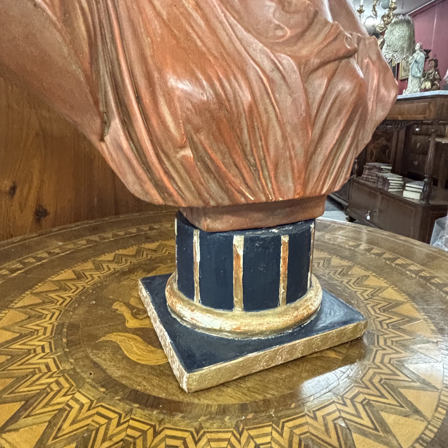 Antica splendida scultura in terracotta patina XIX secolo con base in legno dipinto . Ottimo Mis h cm 52 Largh cm 36 prof cm 20 - immagine 4
