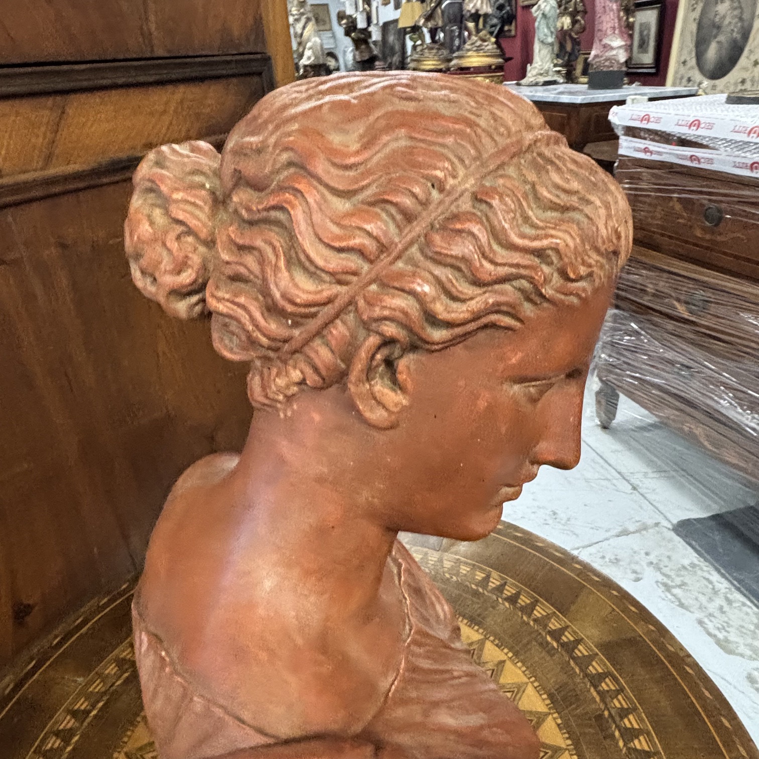 Antica splendida scultura in terracotta patina XIX secolo con base in legno dipinto . Ottimo Mis h cm 52 Largh cm 36 prof cm 20 - immagine 10