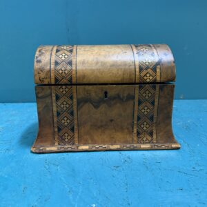 Alternative view of Antica scatola intarsiata per tè, XIX sec, 16x24x14cm.